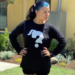 Janelle Find Your Why Longsleeve